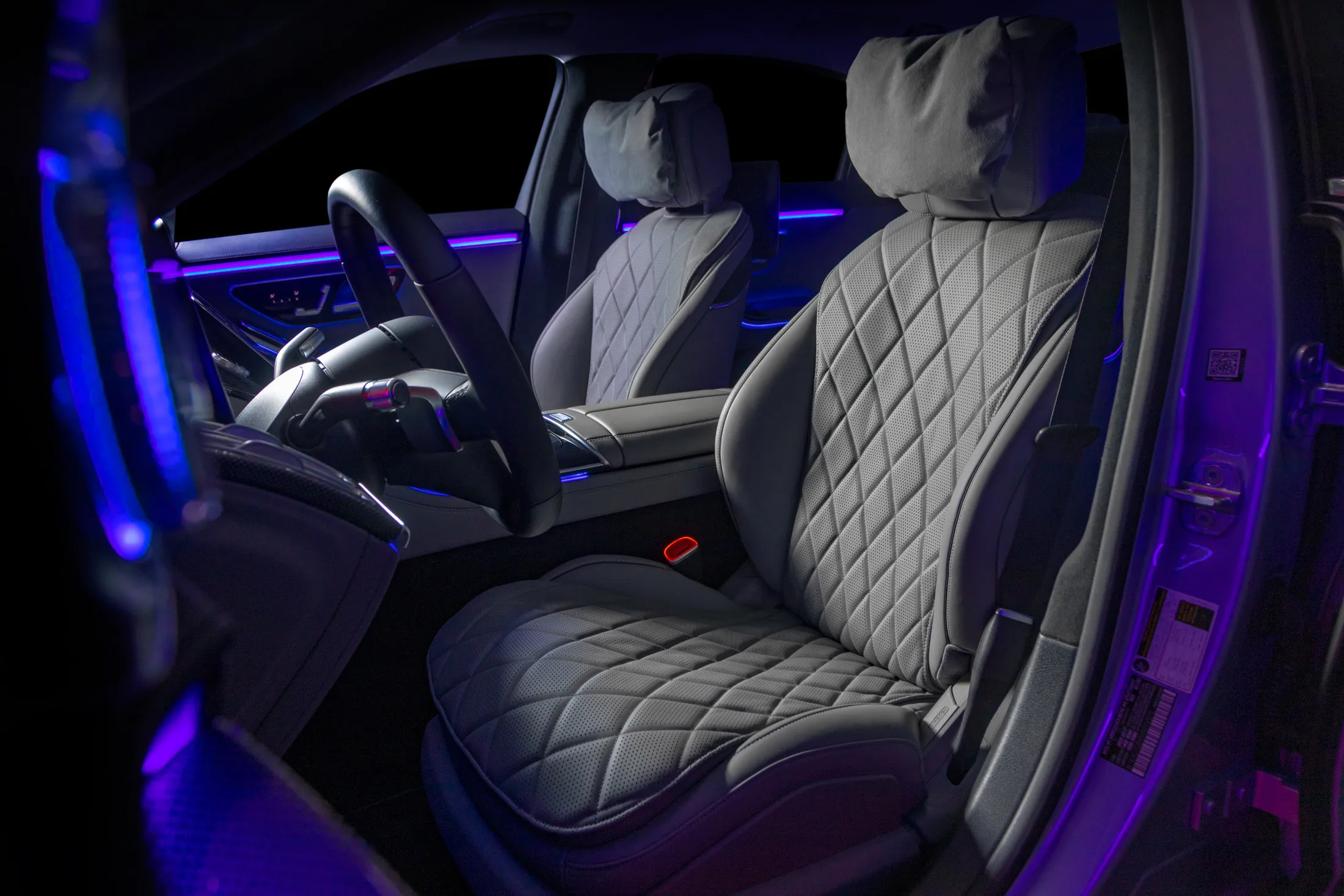 Most Comfortable Seats in Compact Cars Opel Astra vs VW Golf vs Ford Focus - изображение 2