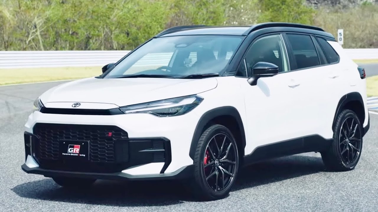 Corolla Cross GR Sport 2026: Когато здравият разум на Toyota обува спортни маратонки